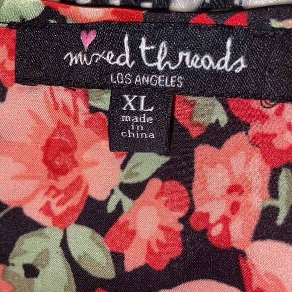 Mixed Threads LA crop top - Picture 4 of 4